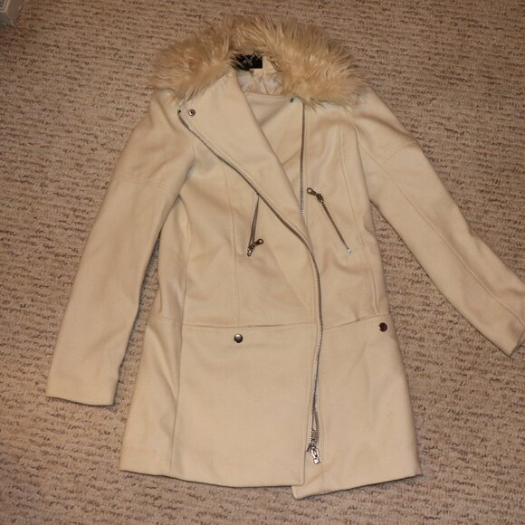 WHITE FASHION COAT - Picture 1 of 3